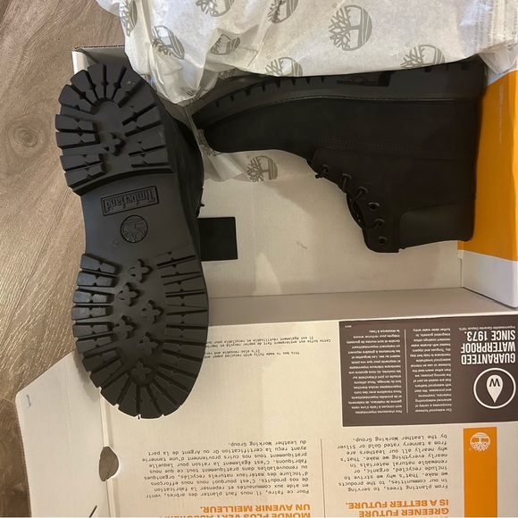 BNIB Timberland Premium 6 Inch Women’s Boots - Picture 7 of 8